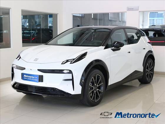 ZEEKR X 66 KW ELÉTRICO PREMIUM